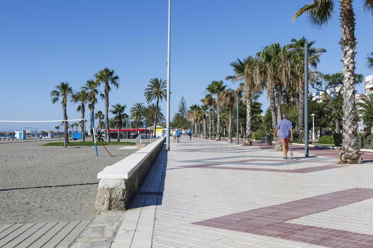 Apartamentos Torre Del Mar Esterno foto